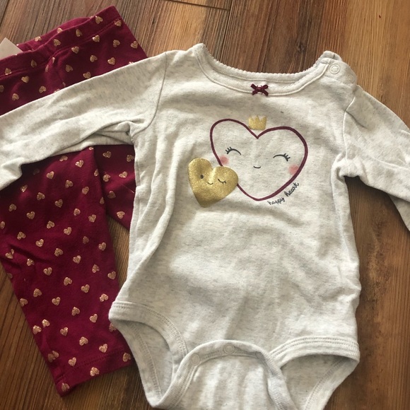 Carter’s 6-9 bundle - Picture 3 of 12